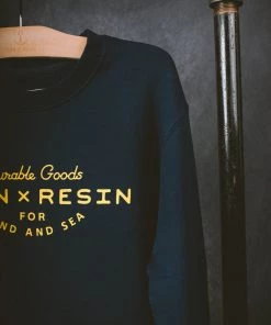 Iron & Resin Field Fleece All Apparel