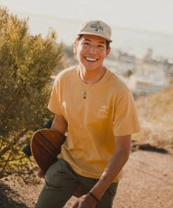 Iron & Resin Cali Classic Tee