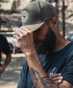 Iron & Resin Oso Hat