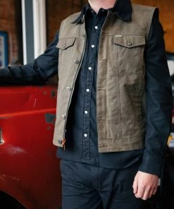Iron & Resin Scout Vest All Apparel