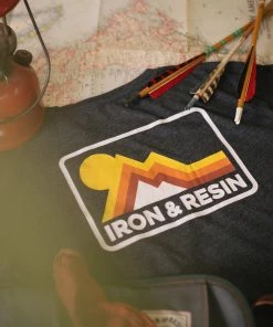 Iron & Resin Vista Pocket Tee All Apparel