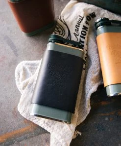 Iron & Resin X Brigg Leather Supply All Apparel Brigg Leather Supply X InR Heritage Flask 9 Iron & Resin X Brigg Leather Supply All Apparel Brigg Leather Supply X InR Heritage Flask