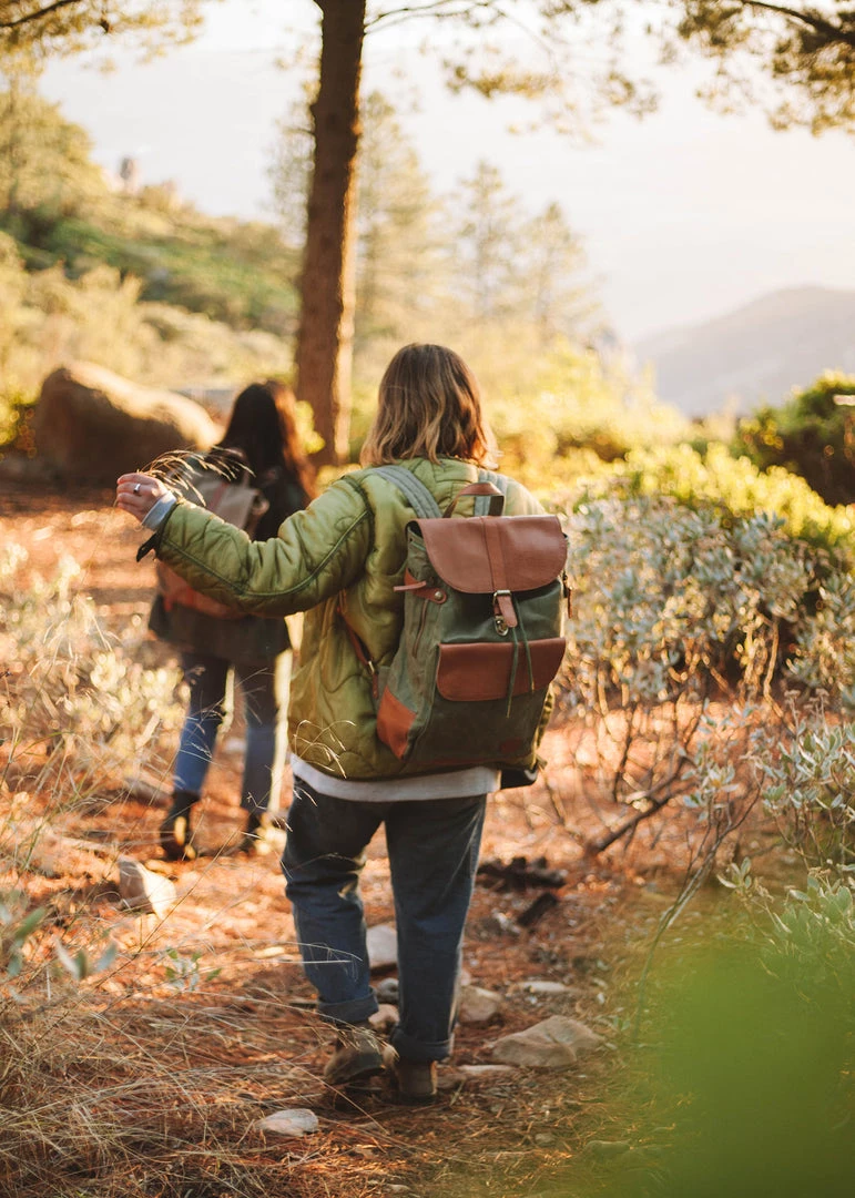 Iron & Resin Camp Bag 1 Iron & Resin Camp Bag