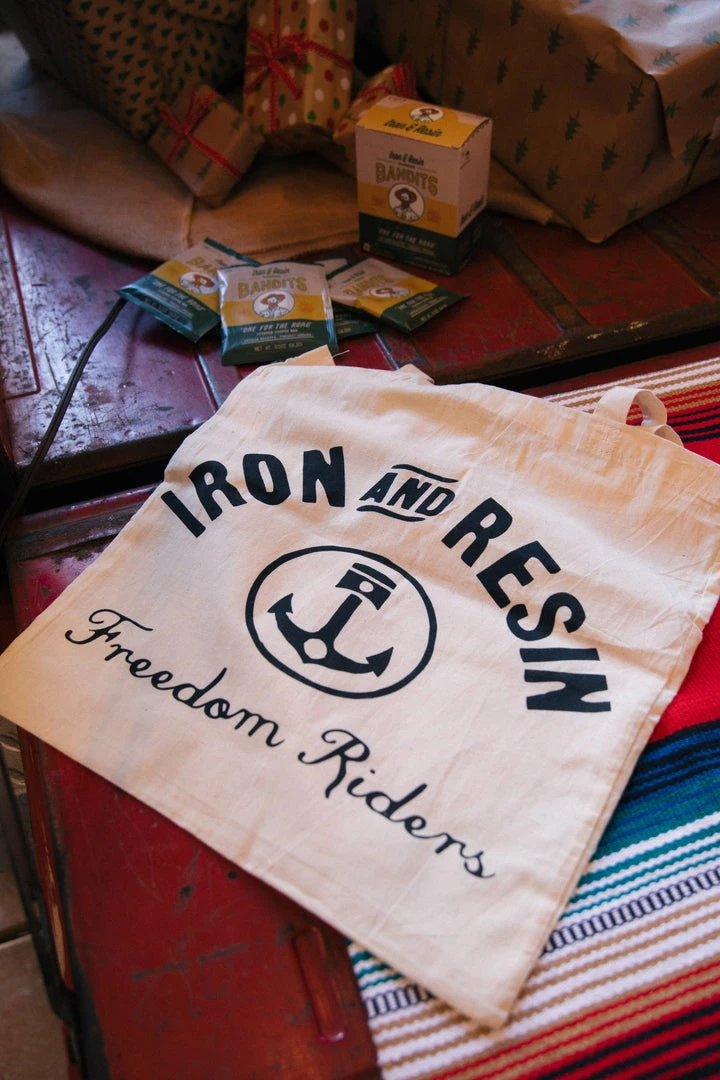 Iron & Resin Market Tote Bag 2 Iron & Resin Market Tote Bag