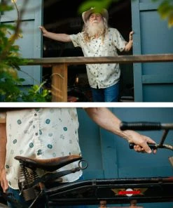 Iron & Resin All Apparel Hallow Shirt