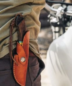 Iron & Resin Skinner Knife All Apparel 11 Iron & Resin Skinner Knife All Apparel