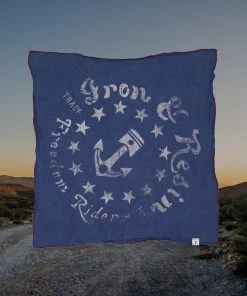 Iron & Resin Piston Flag Bandana