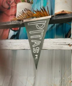 Slightly Choppy Pitas PT. Surf Flag