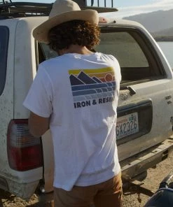 Iron & Resin Playa Tee
