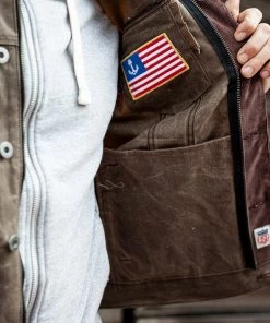 Iron & Resin Rambler Vest 8 Iron & Resin Rambler Vest