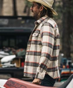 Iron & Resin All Apparel Sierra Shirt 9 Iron & Resin All Apparel Sierra Shirt