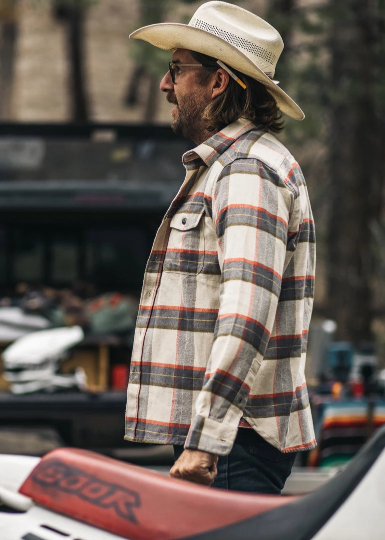 Iron & Resin All Apparel Sierra Shirt 4 Iron & Resin All Apparel Sierra Shirt