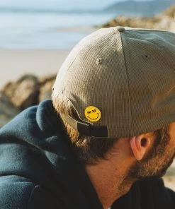 Iron & Resin Surf Happy Enamel Pin